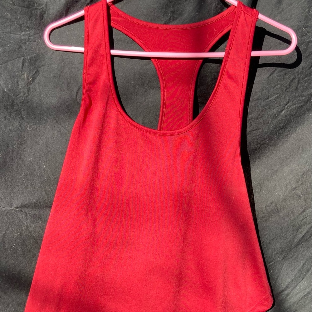 Loose racer back crop top